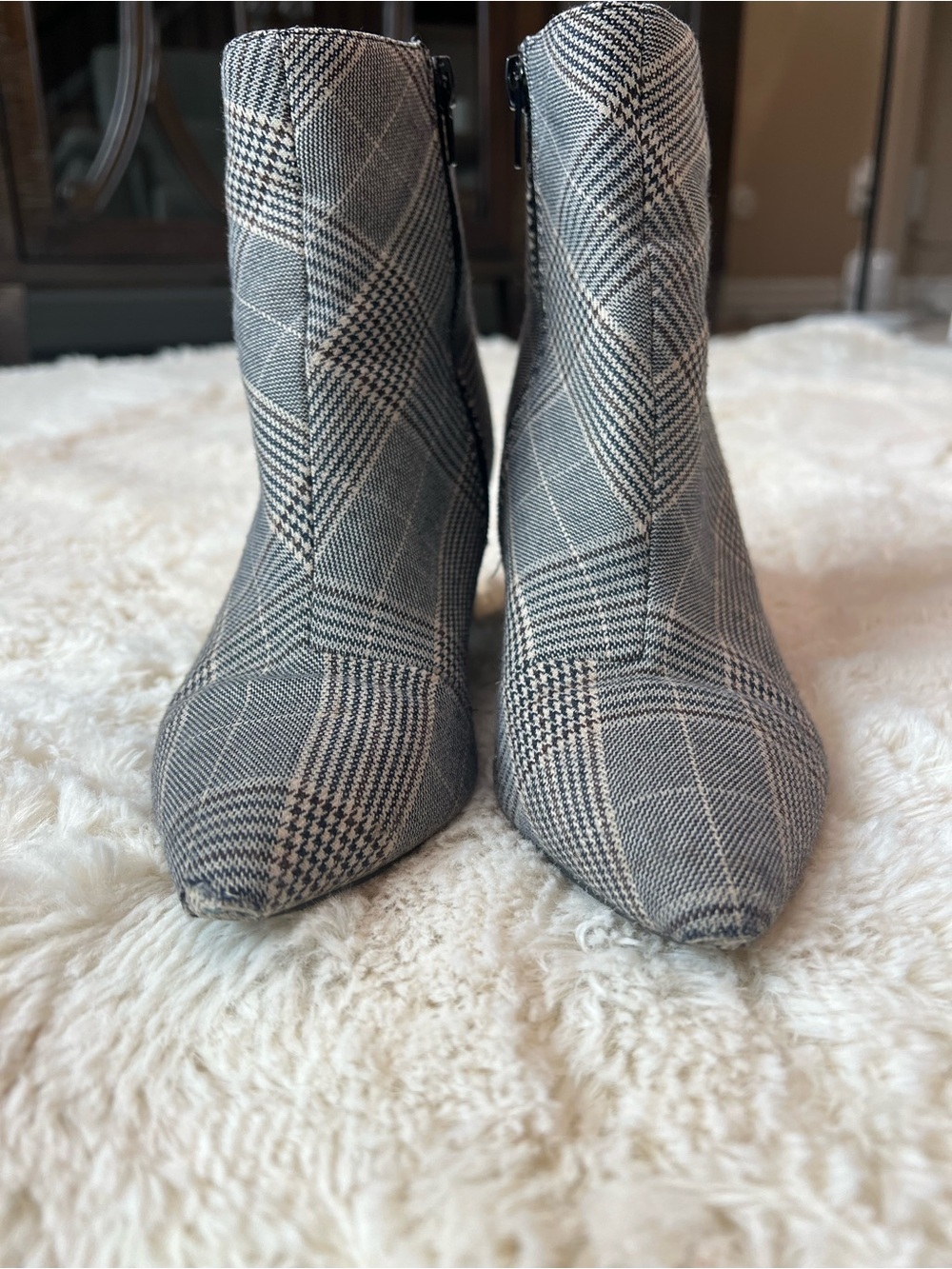 Plaid Pointed-Toe Ankle Boots - Gray